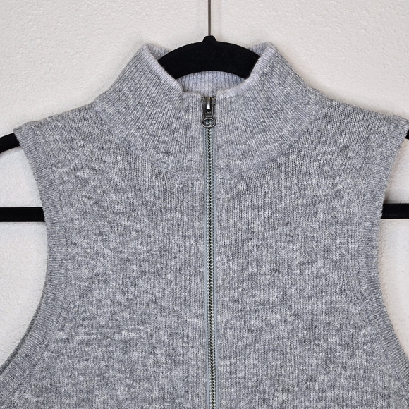 Woolrich Heather Gray Zip-Up Vest 100% Lamb's Wool - Picture 10 of 15